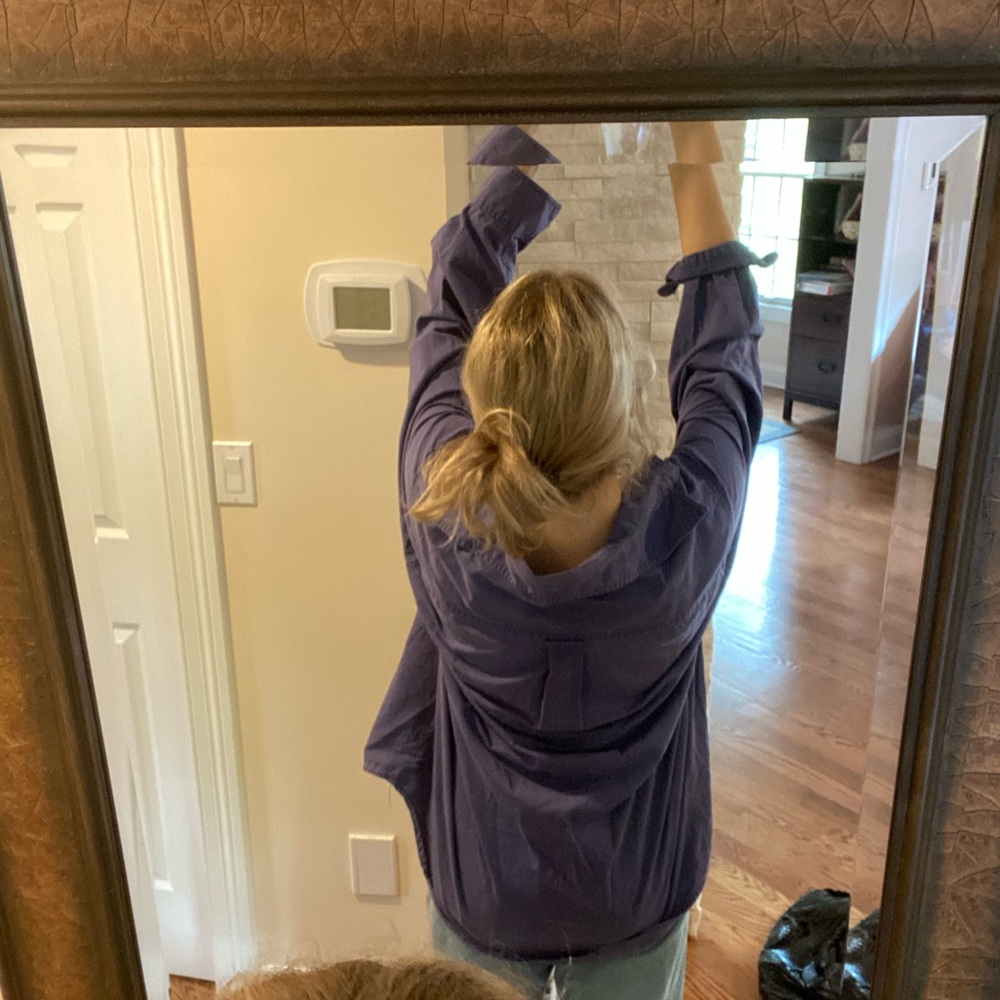 Button down - Picture 3 of 4